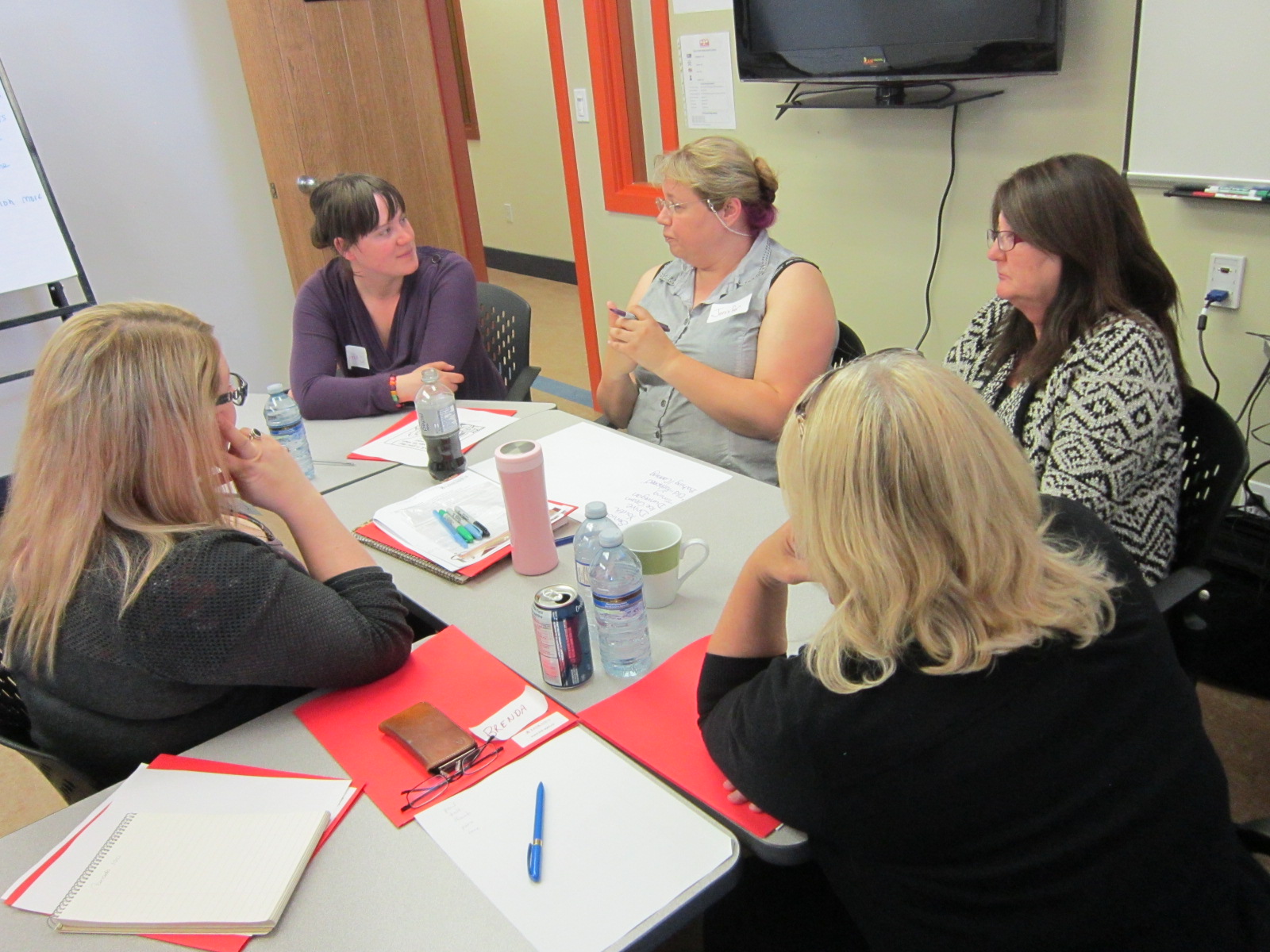 Plan an Intergenerational Program for Your Community - Healthy Aging ...